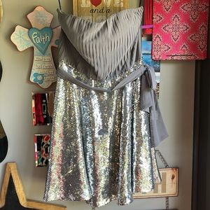 - LAST ONE ark & co. Sequined strapless dress